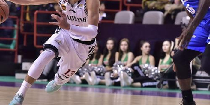 于帕主教练 于帕主教练