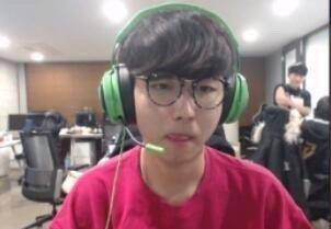 这位网球巨 这位网球巨