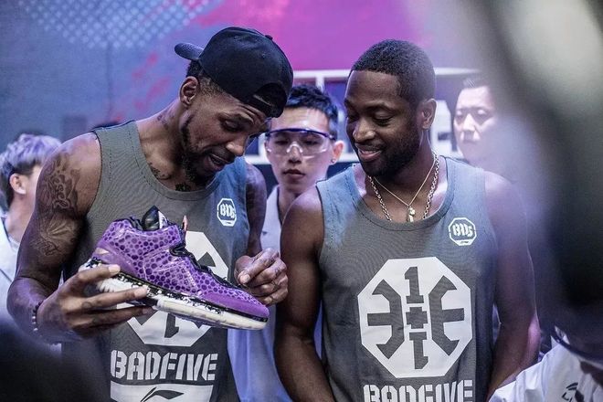 的秩序与冲 的秩序与冲